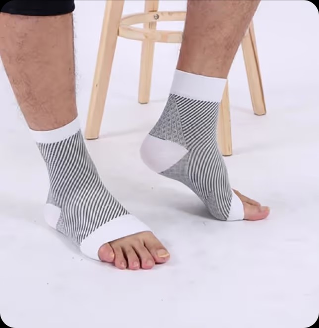 SoothRelieve Compression Socks